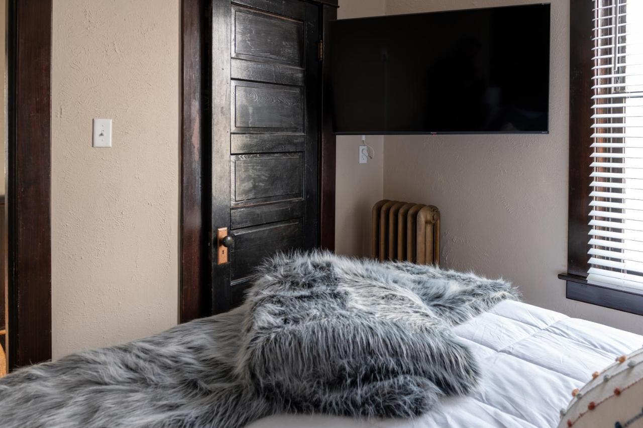 Updated 3 Bedroom Unit With Balcony! Cape Girardeau Bagian luar foto